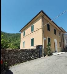 Casa semindipendente in vendita a Carrara