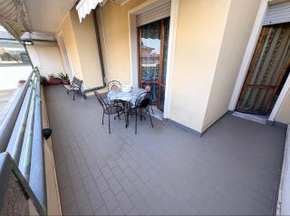 Appartamento in vendita a Montignoso