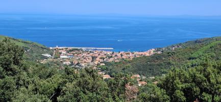 Villetta bifamiliare a Marciana