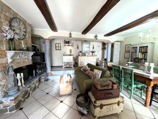 Porzione di casa in vendita a Carrara