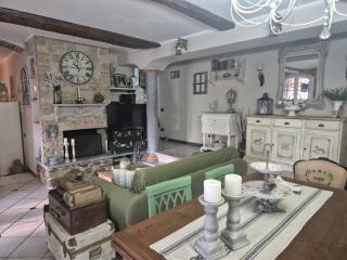 Casa semindipendente in vendita a Carrara