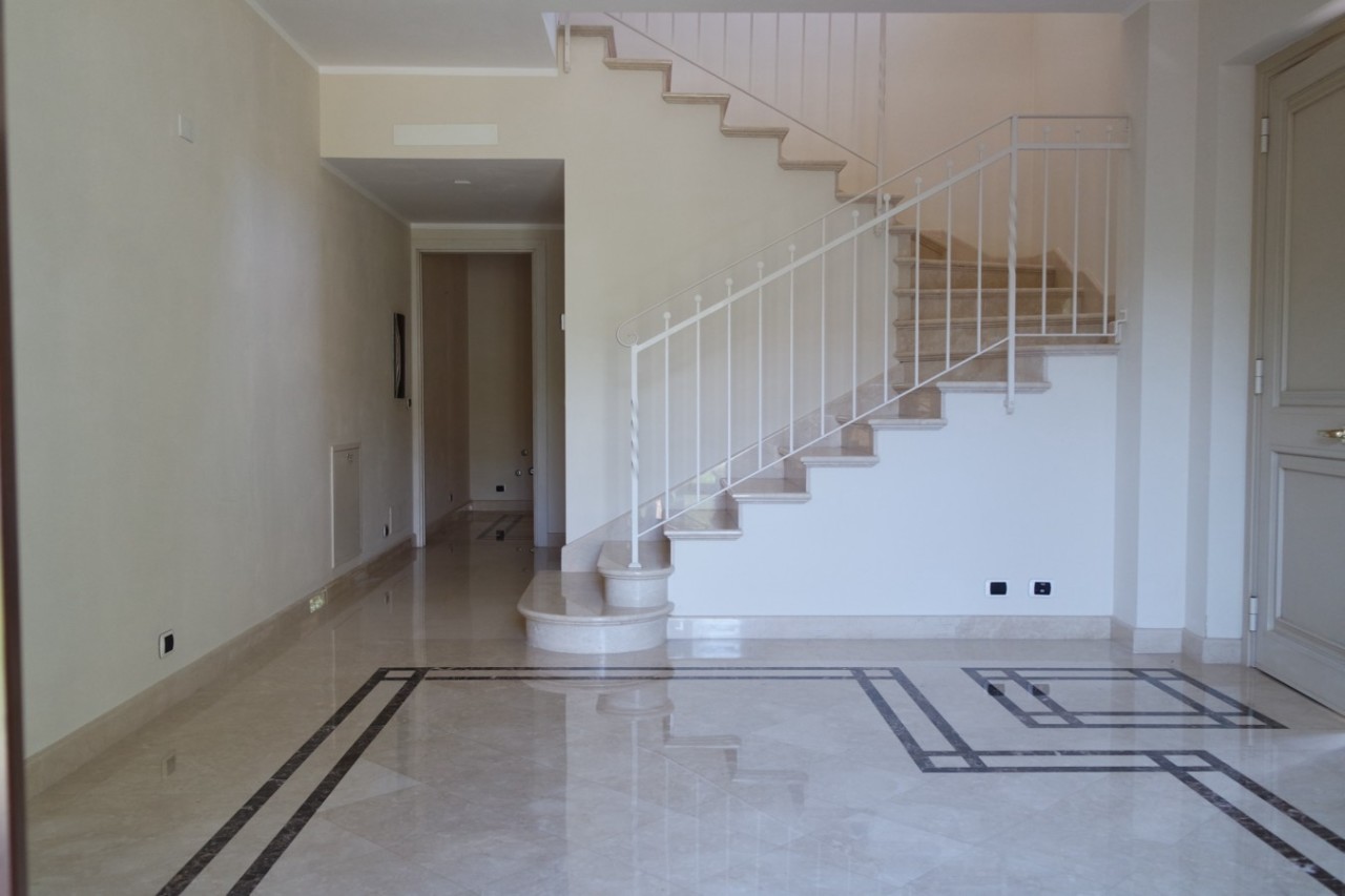 Casa semindipendente in vendita a Carrara
