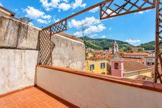 Appartamento in affitto a Carrara