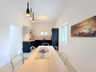 Casa semi-indipendente in affitto vacanze a Lido Di Camaiore, Camaiore (LU)