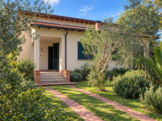 Villa in vendita a Massa