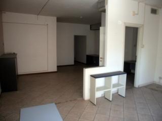 Ufficio in vendita a Avenza, Carrara (MS)