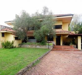Appartamento in vendita a Renella, Montignoso (MS)