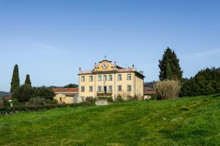 Historical building on sale to Pisa (1/59)