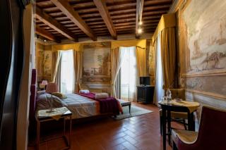 Historical building on sale to Pisa (14/59)