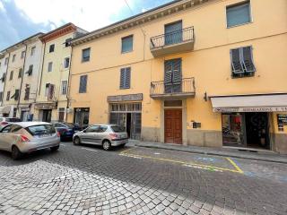 Fondo commerciale in vendita a Borgo Giannotti, Lucca (LU)
