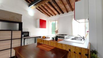 Appartamento in affitto a Carrara