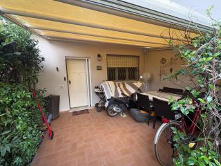 Villetta a schiera in vendita a Montignoso