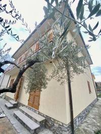 Duplex in vendita a Massa e Cozzile