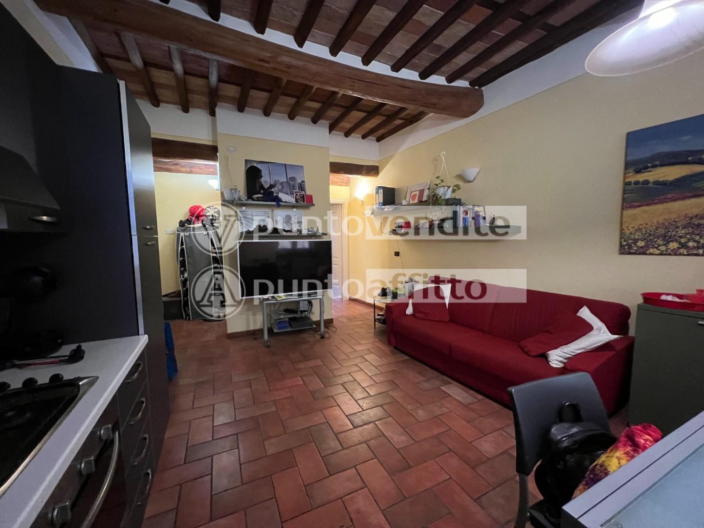 Appartamento in affitto a Centro Storico, Lucca (LU)