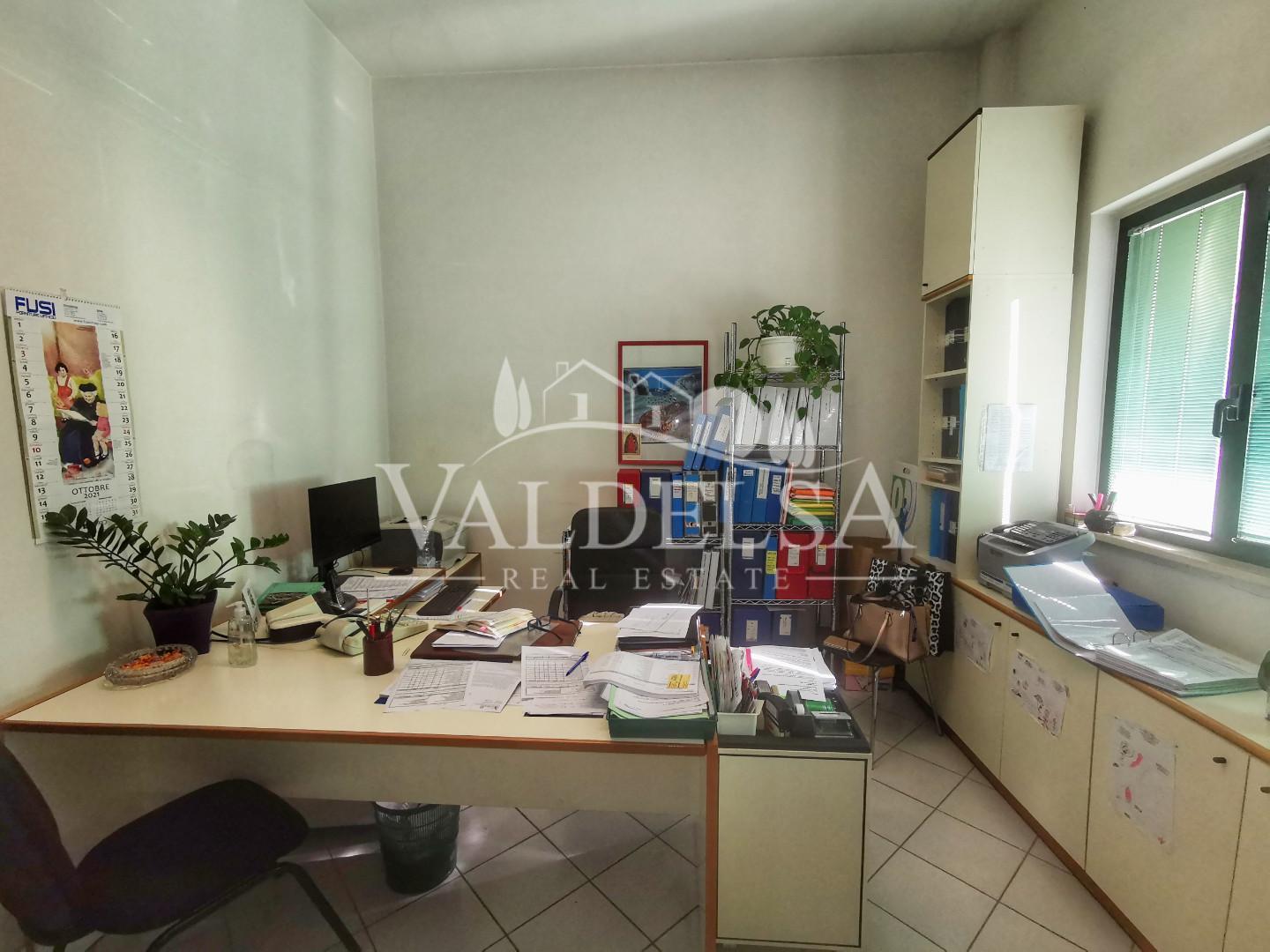 Office for sale, ref. 693
