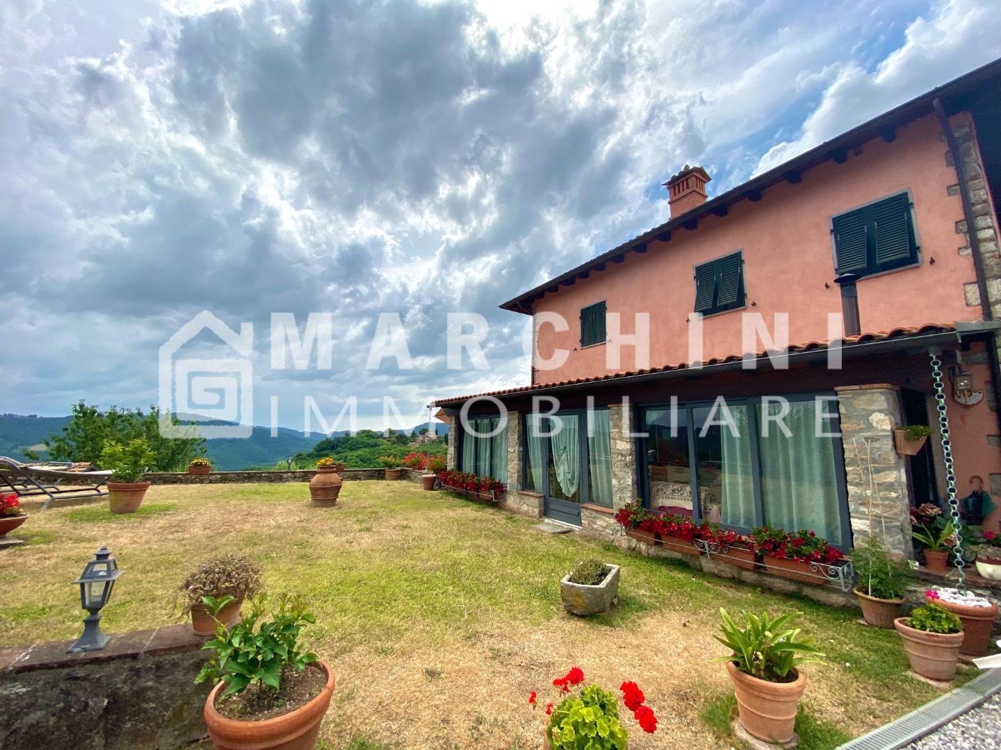 Villa for sale in Pescaglia (LU)