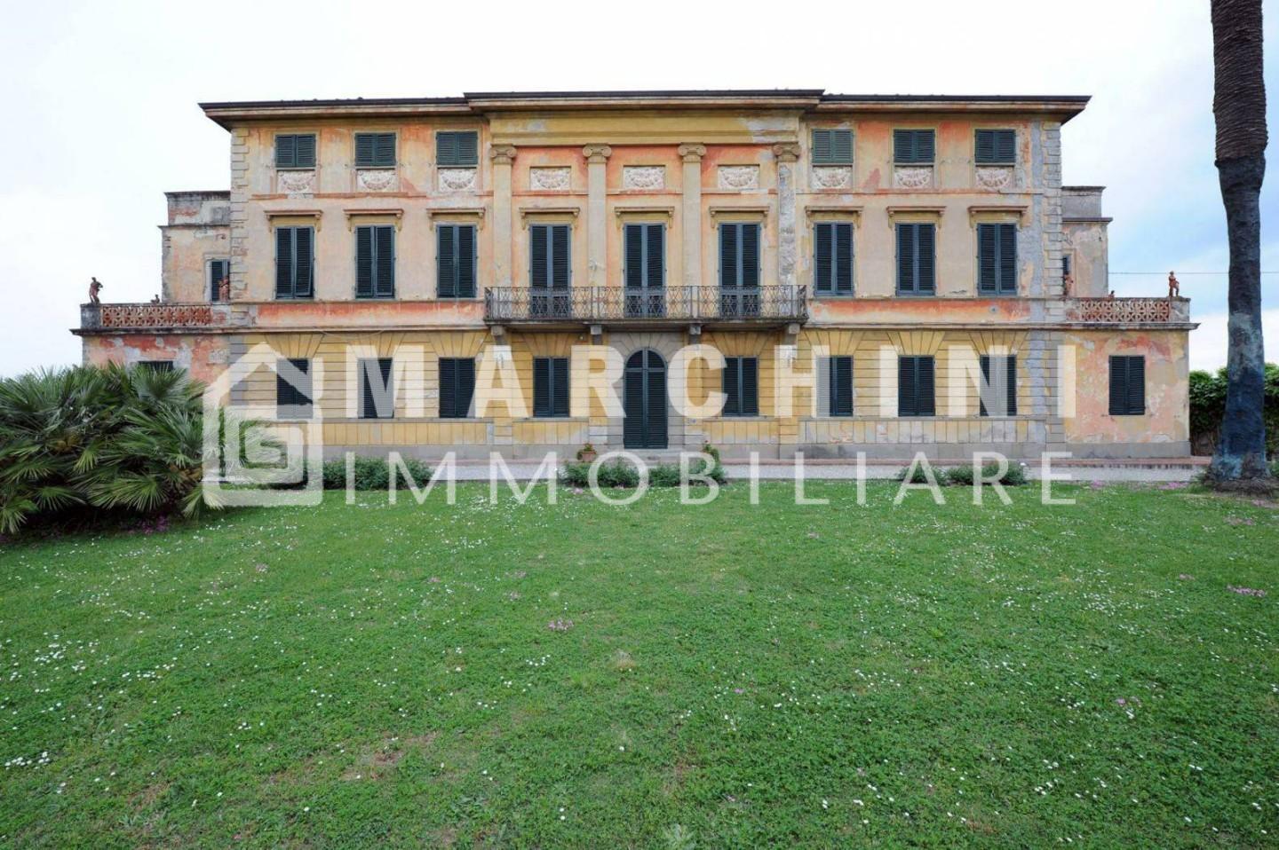 Edificio storico in vendita a Capannori (LU)