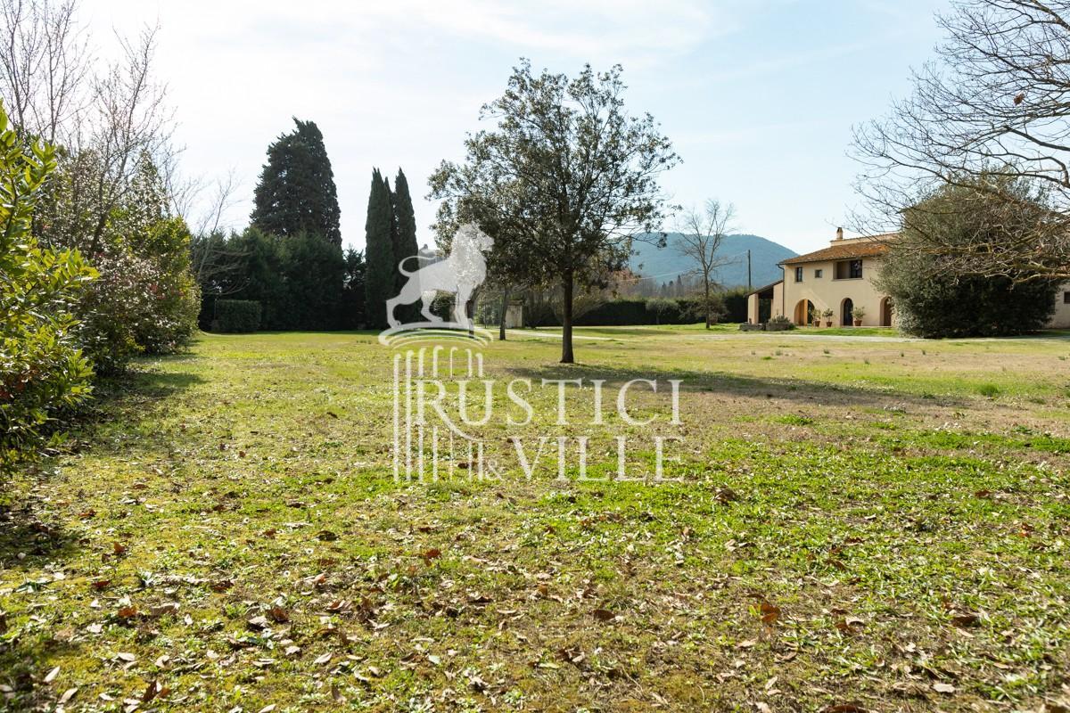 Country house on sale to Pisa (Pisa)
