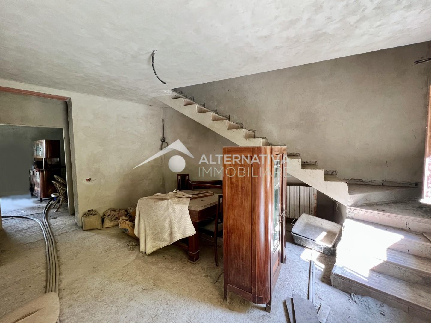Porzione di casa in vendita a Capannori (LU)