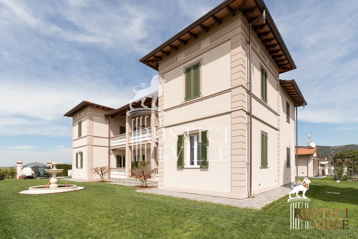 Villa in vendita a Pisa (Pisa)