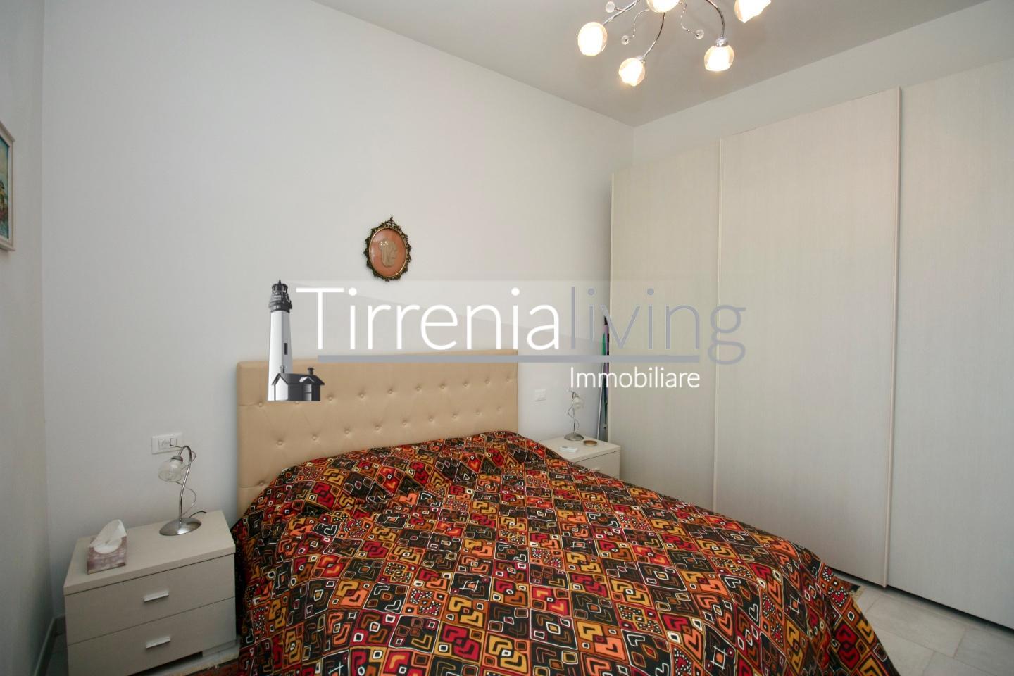 Apartment for holiday rentals, ref. A-550