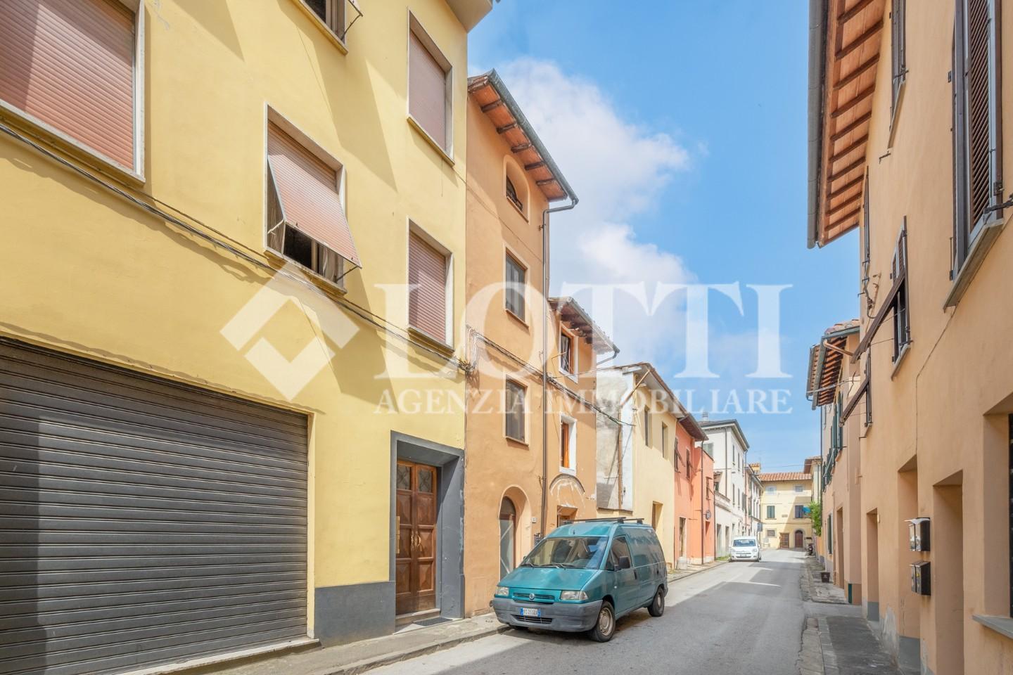 Townhouses for sale in Castelfranco di Sotto (PI)