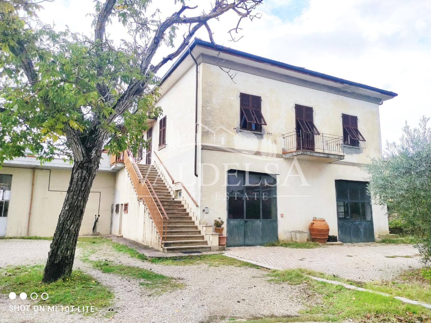 Farmhouse for sale in Colle di Val d'Elsa (SI)