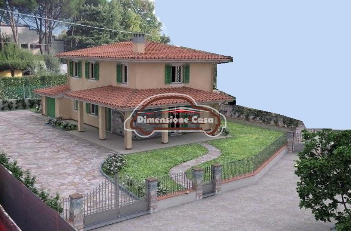 Villa in vendita a Capannori (LU)