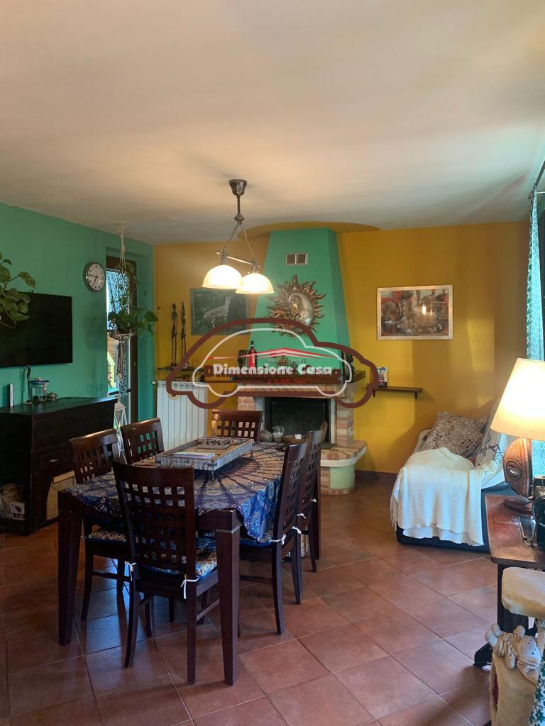 Villetta bifamiliare in vendita a Porcari (LU)