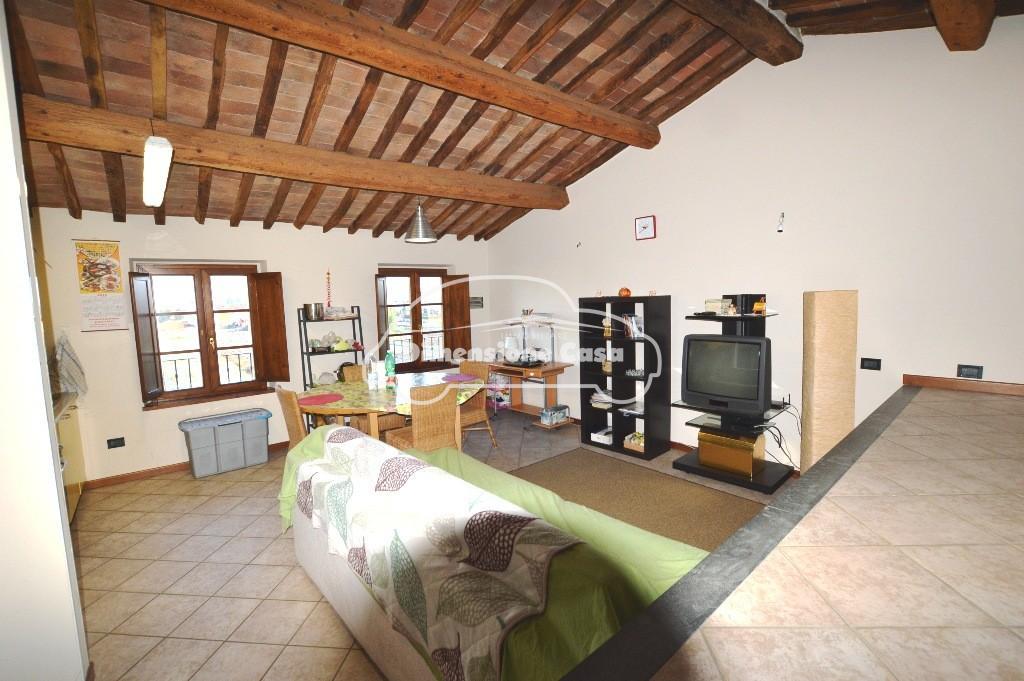 Appartamento in vendita a Antraccoli, Lucca (LU)