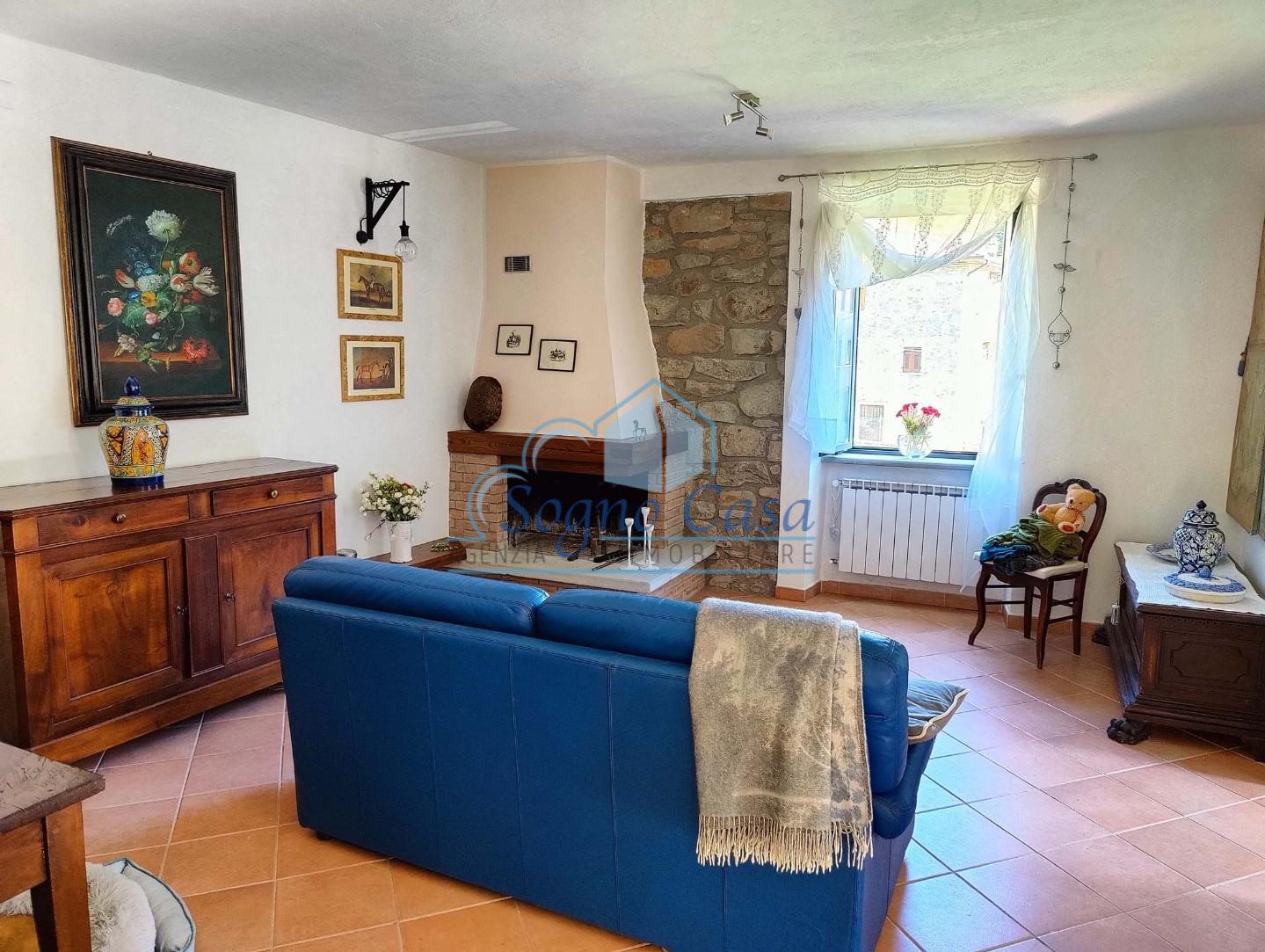 Casa semindipendente in vendita a Tavernelle, Licciana Nardi (MS)
