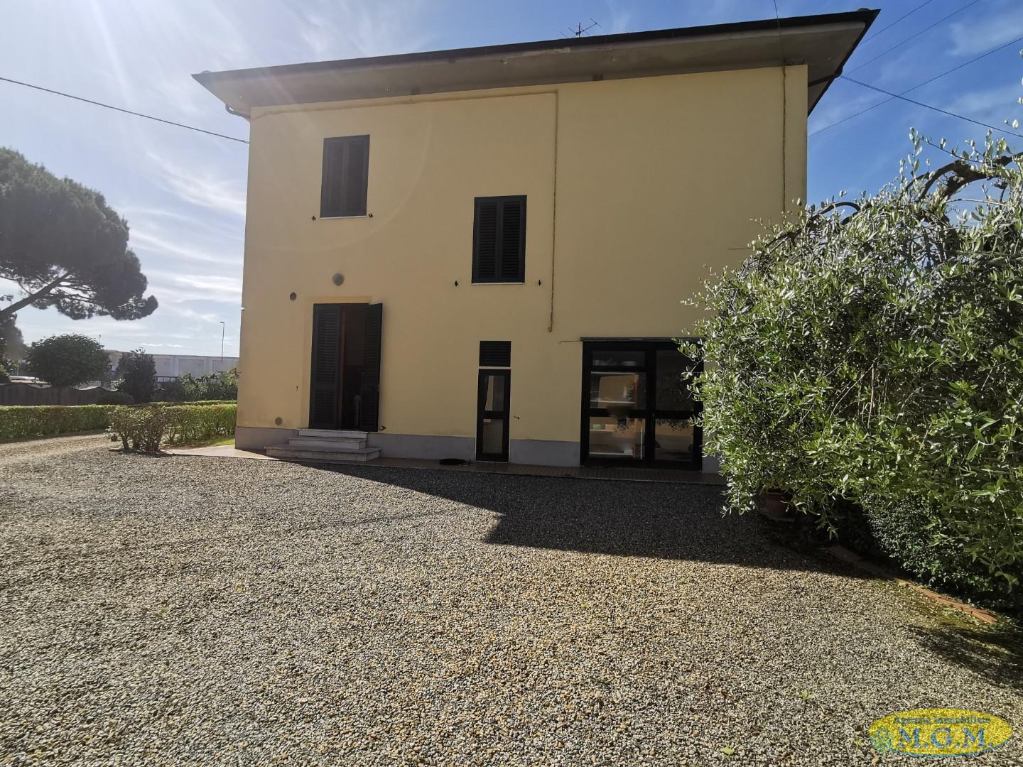 Mgmnet.it: Casa singola in vendita a Castelfranco di Sotto