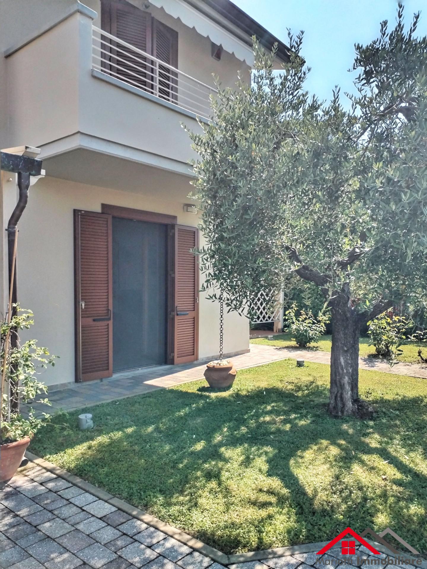 Villetta quadrifamiliare in vendita a San Giuliano Terme (PI)