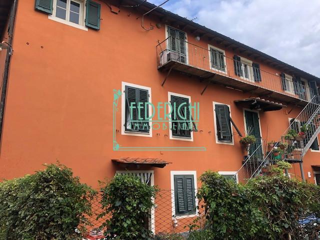 Appartamento in vendita a Periferia, Lucca (LU)