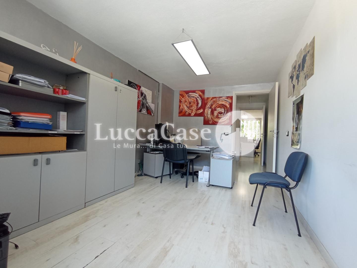 Office for sale in Lucca