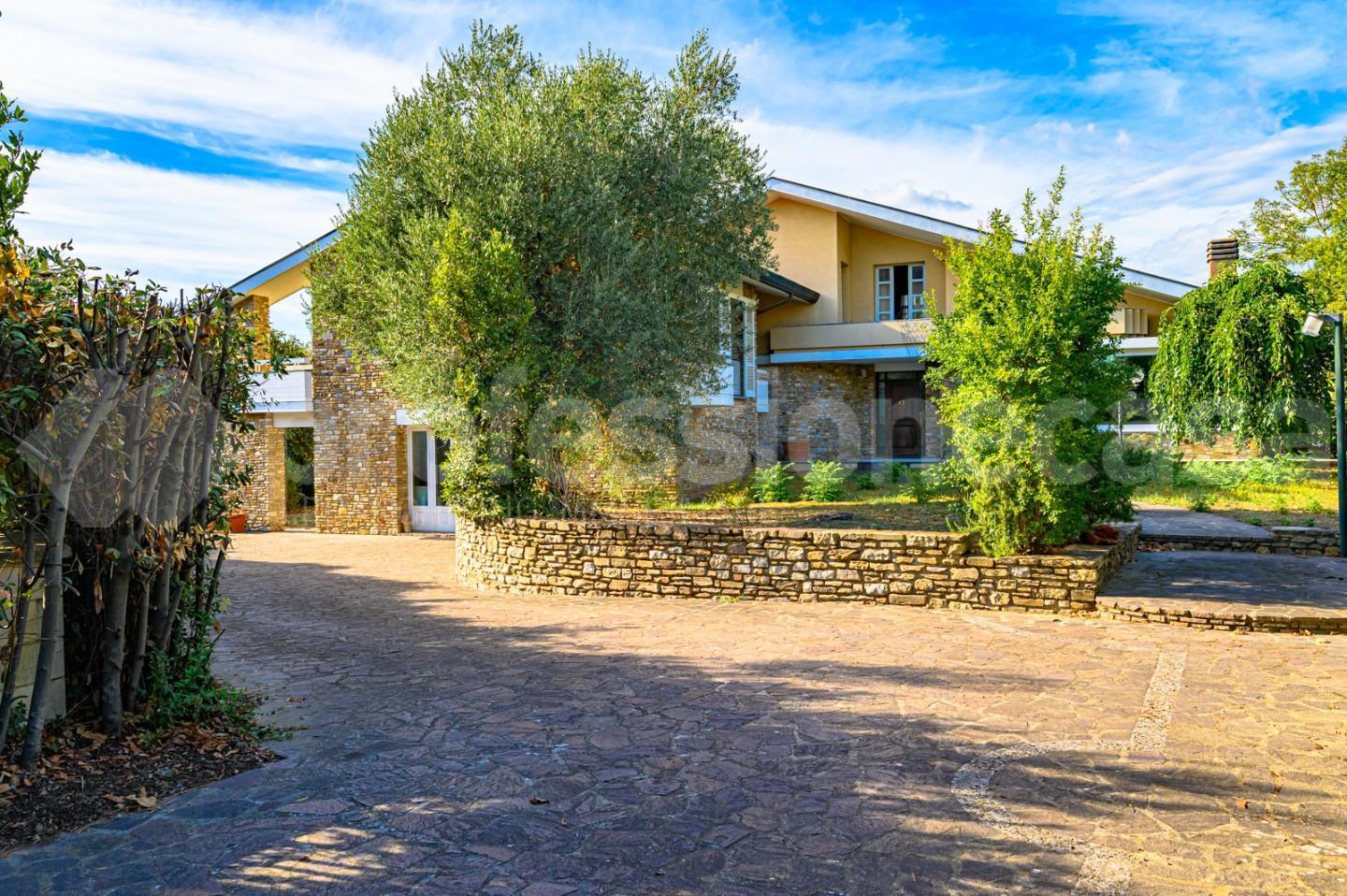 Villa in vendita a Casciana Terme Lari (PI)