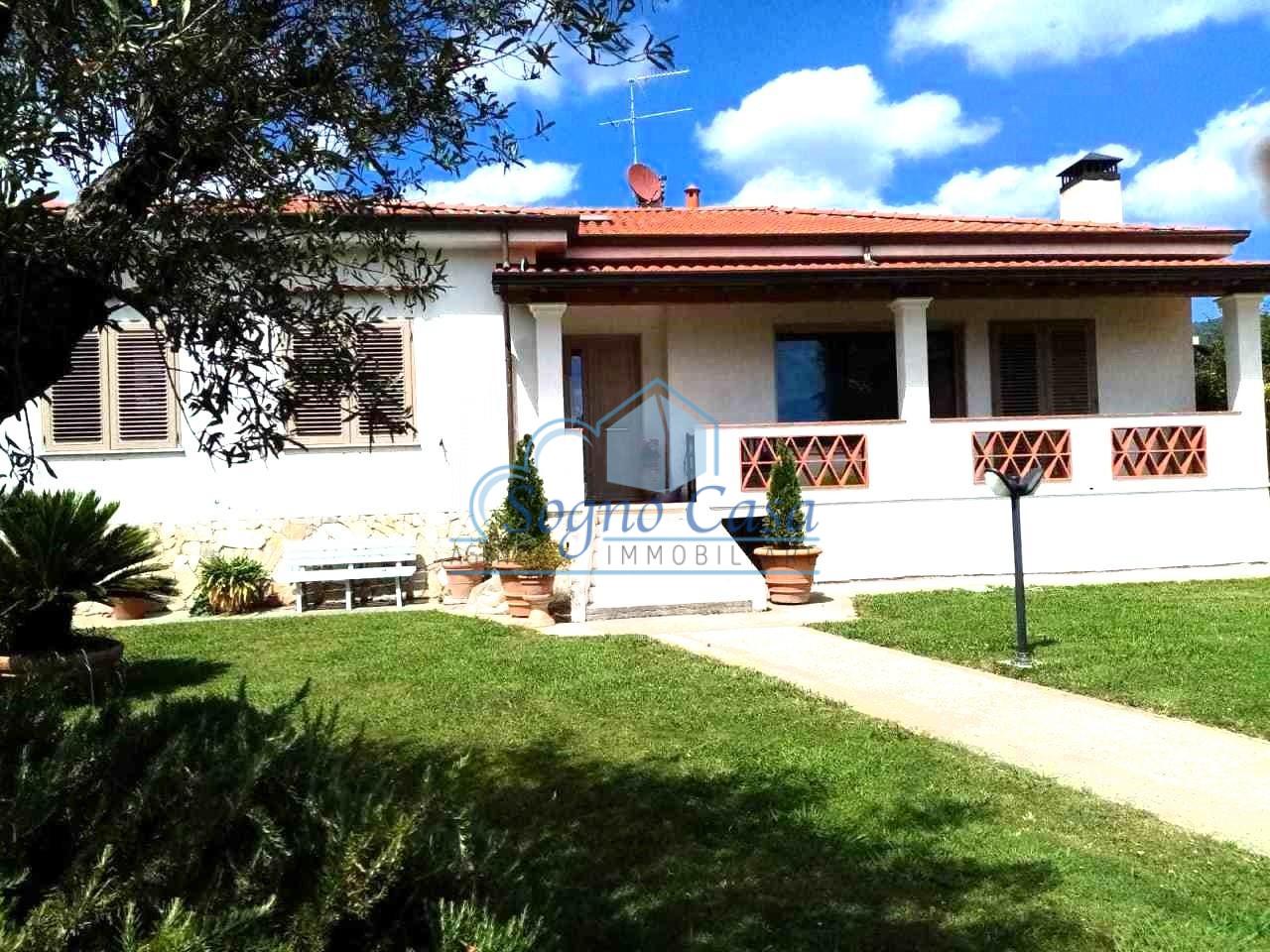 Villa in vendita a Caniparola, Fosdinovo (MS)