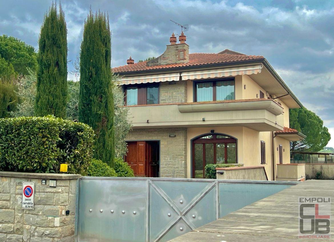 Villa for sale in Vinci (FI)