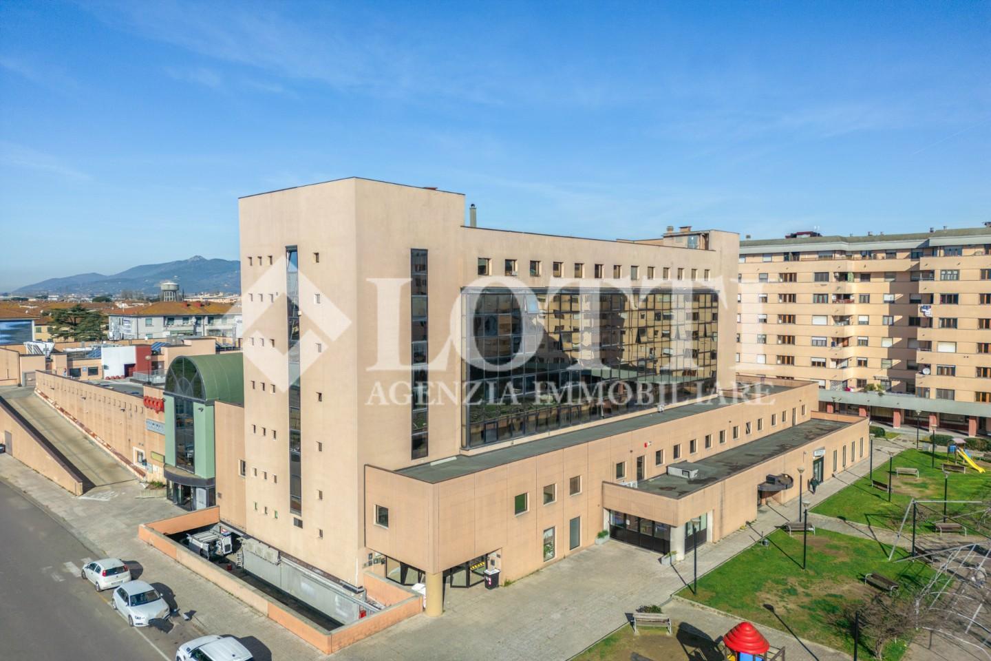 Office for sale in Pontedera (PI)