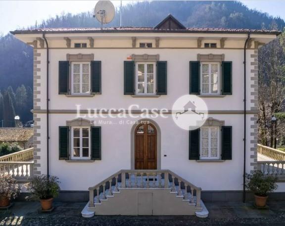 Villa in vendita a Bagni di Lucca (LU)