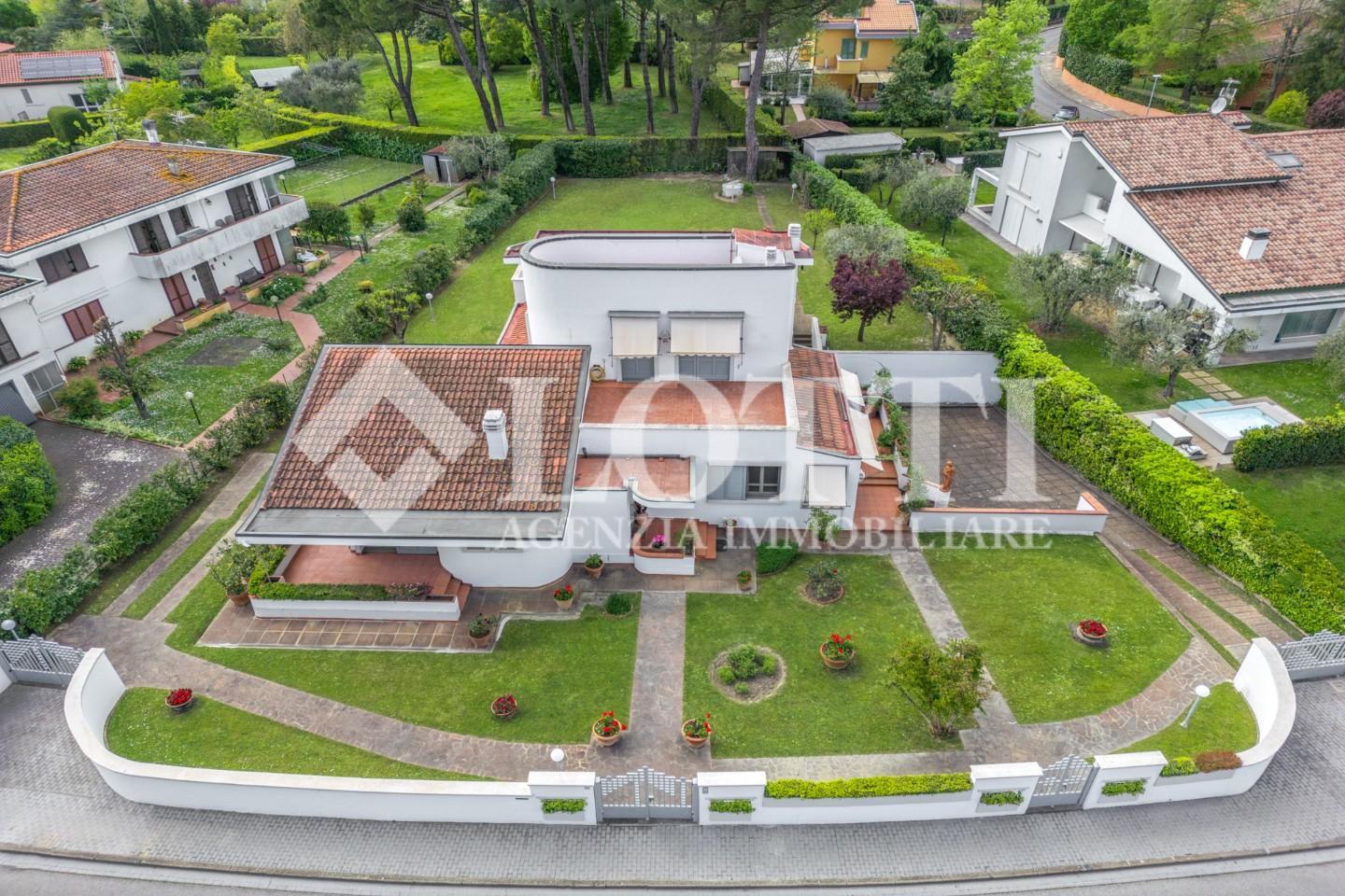 Villa in vendita a Pontedera (PI)