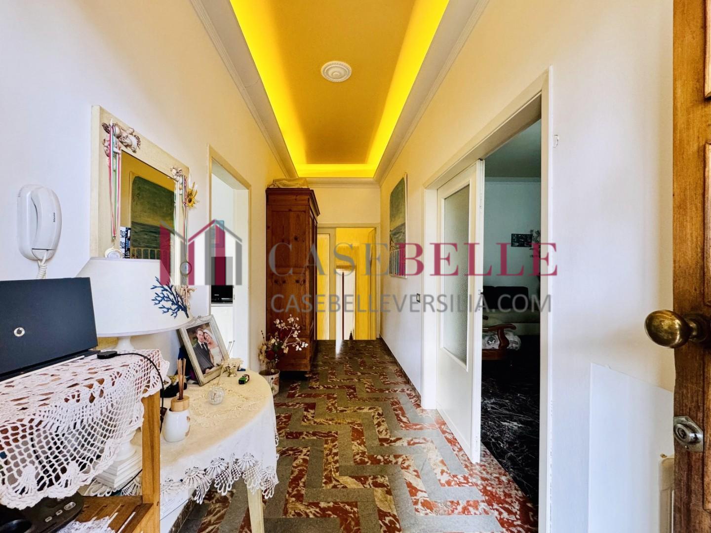 casa semindipendente - Pietrasanta