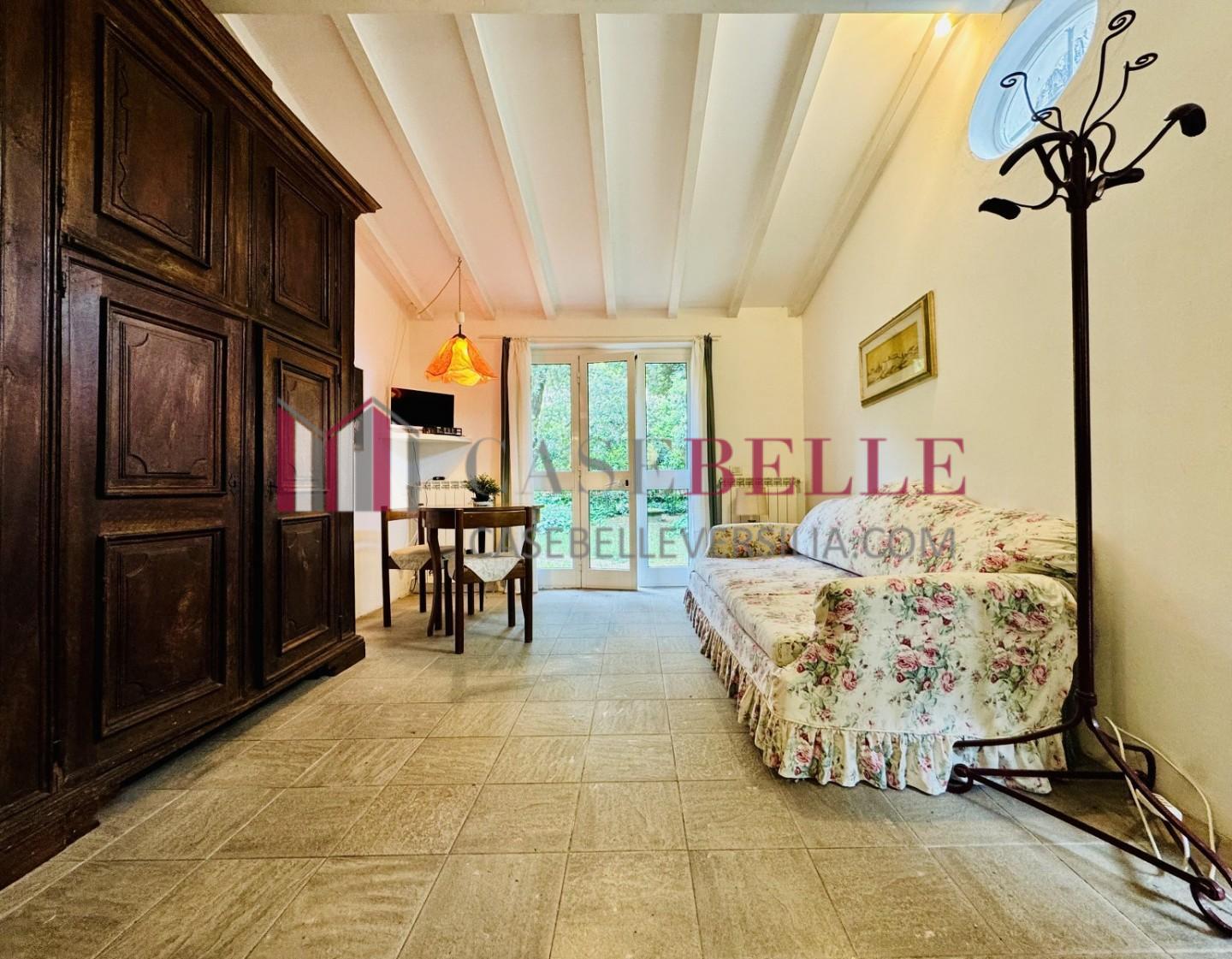 casa indipendente - Pietrasanta