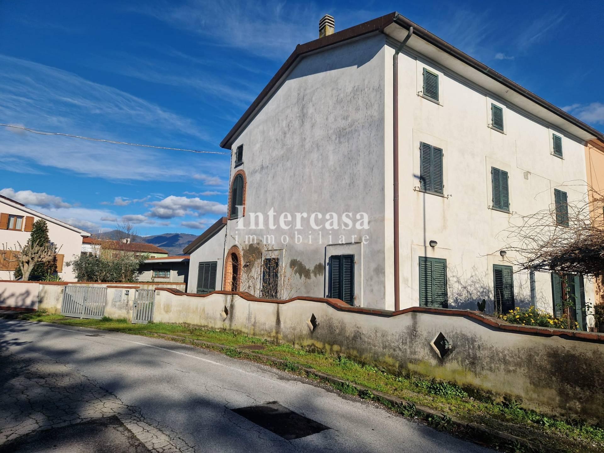Rustico in vendita a Cascina (PI)