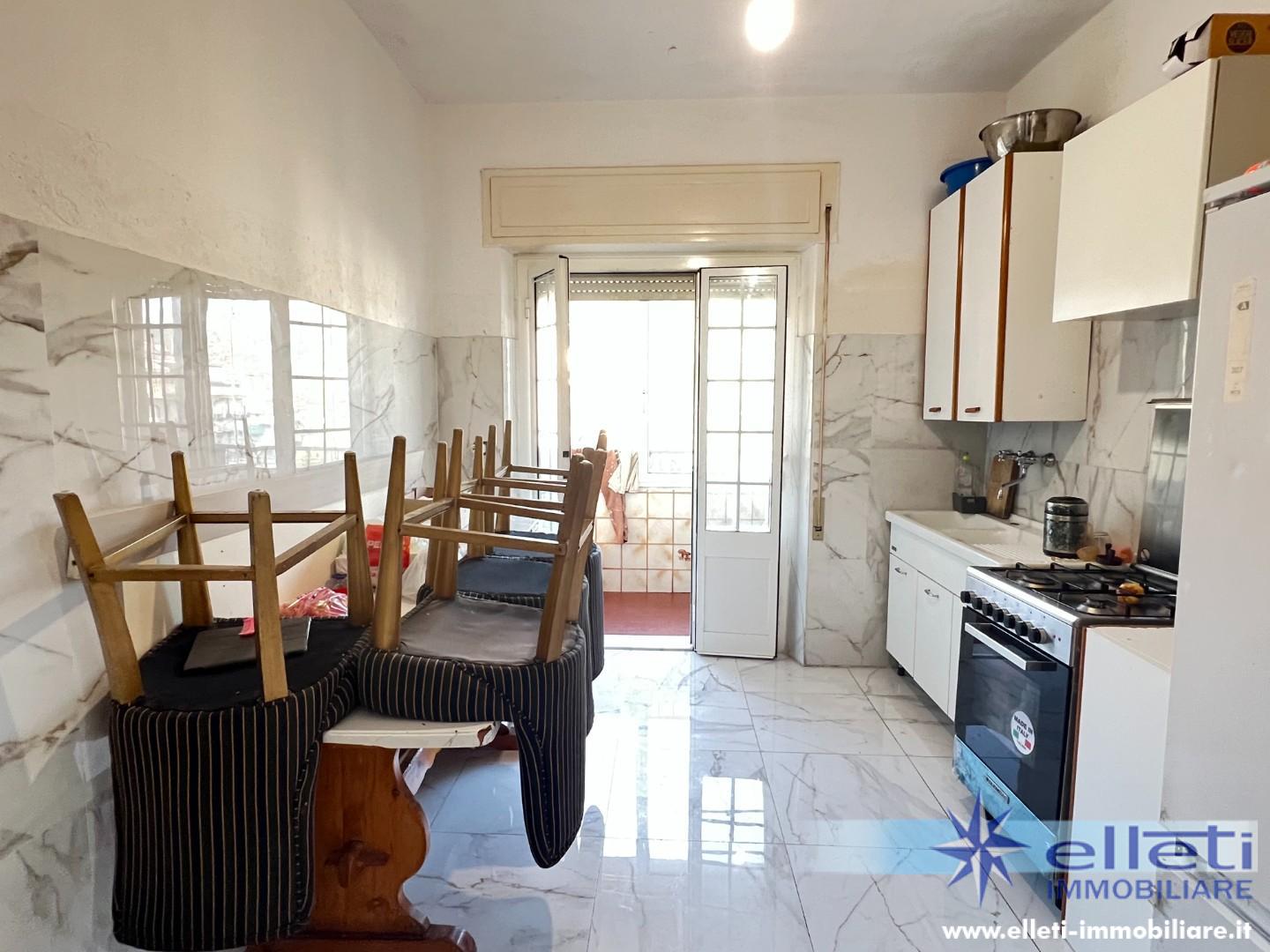 Appartamento in vendita a Massa (MS)