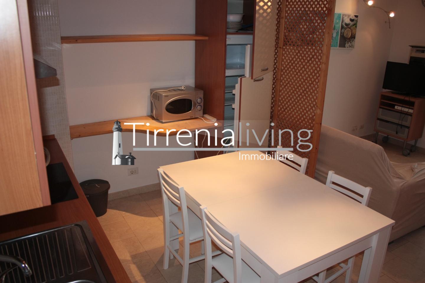 Apartment for holiday rentals, ref. C-333-E