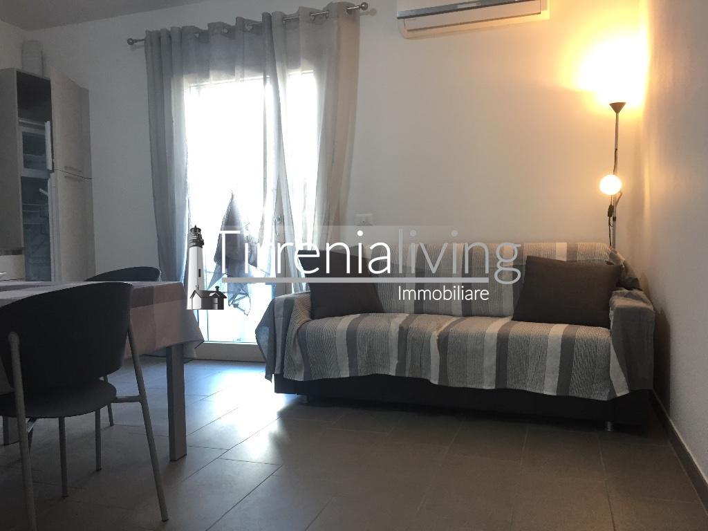 Apartment for holiday rentals, ref. A-399-E