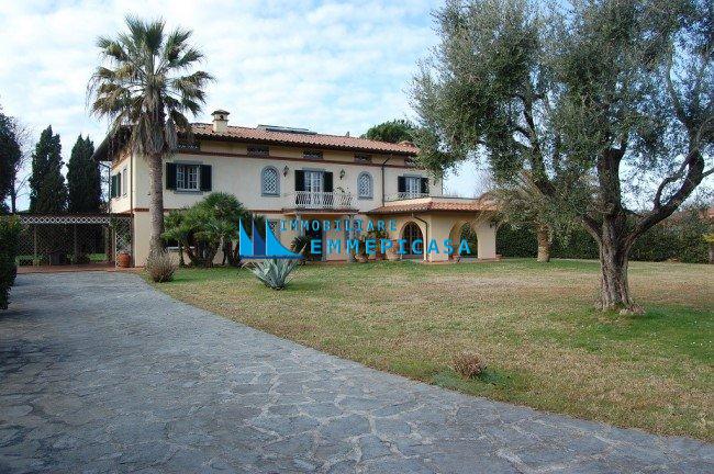 Villa in affitto vacanze a Massa