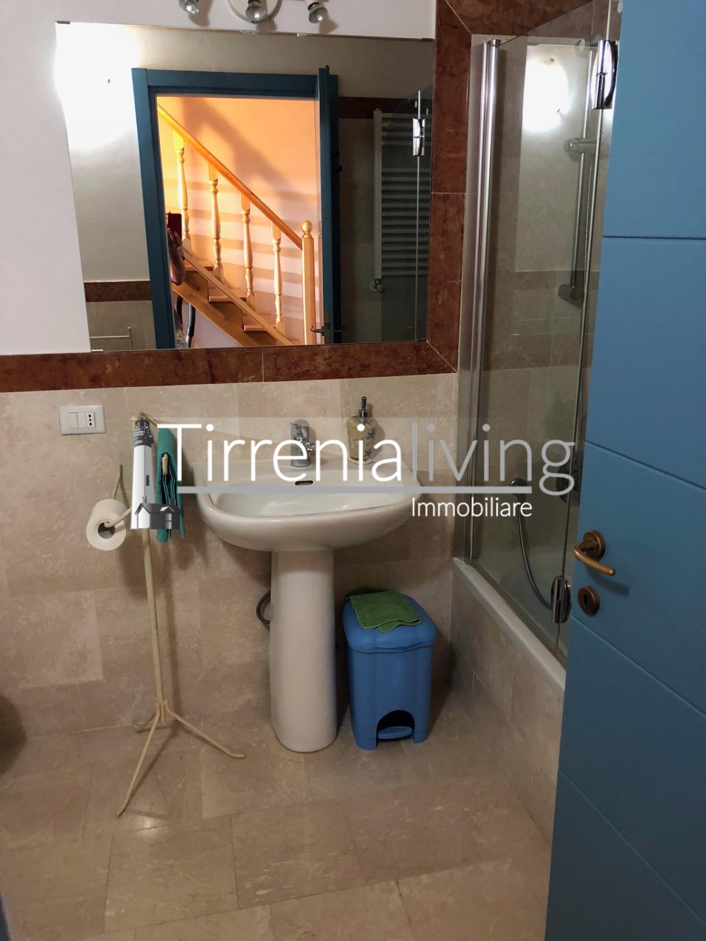 Apartment for holiday rentals, ref. A-448