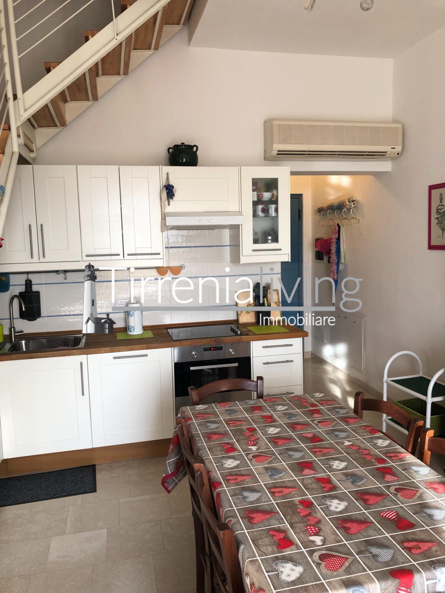 Apartment for holiday rentals, ref. A-448